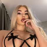 ariaphoenixfree from onlyfans