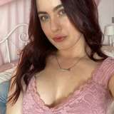 lolaraexxx from onlyfans